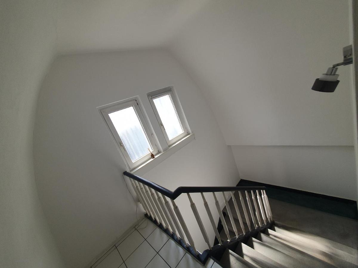 Privatzimmer An Der Uniklinik Майнц Экстерьер фото